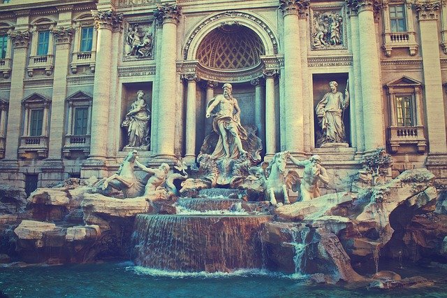 destu que ver en roma en 3 dias fontana de trevi